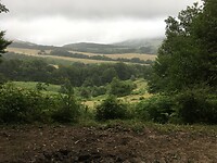 Zicht op de Pyreneen tijdens de wandeling met Rudy.