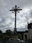 Oud wegkruis in La Chatre.
