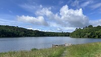 Le Lac, een klein stuwmeer bij Brouqueyran.