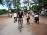Fietsen tussen de locals
