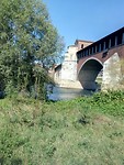 De bakstenen brug voor Pavia