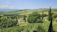 Ontbijt-uitzicht met in de verte Pienza