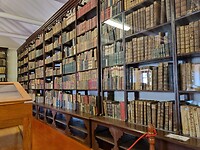 De bibliotheek vol oude boeken