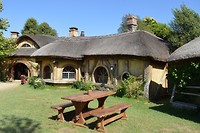 Green Dragon pub, hobbiton