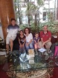 samen met onze gids David op de foto in Nanning