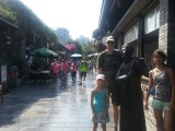 een "oud" winkelstraatje in Chengdu