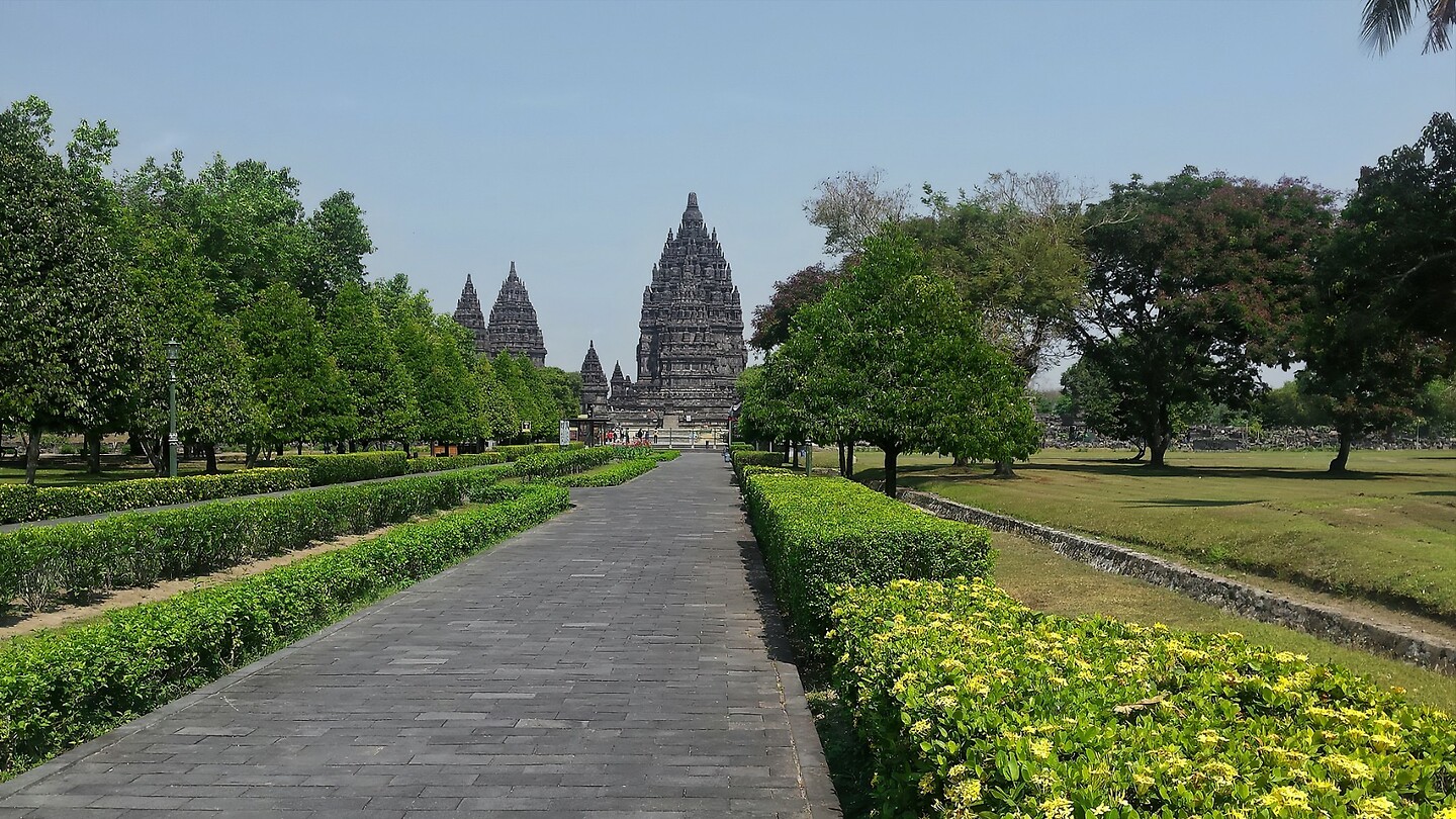 Java 2014 - 09 - Yogyakarta - Prambanan 02