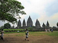 Java 2014 - 09 - Yogyakarta - Prambanan 14