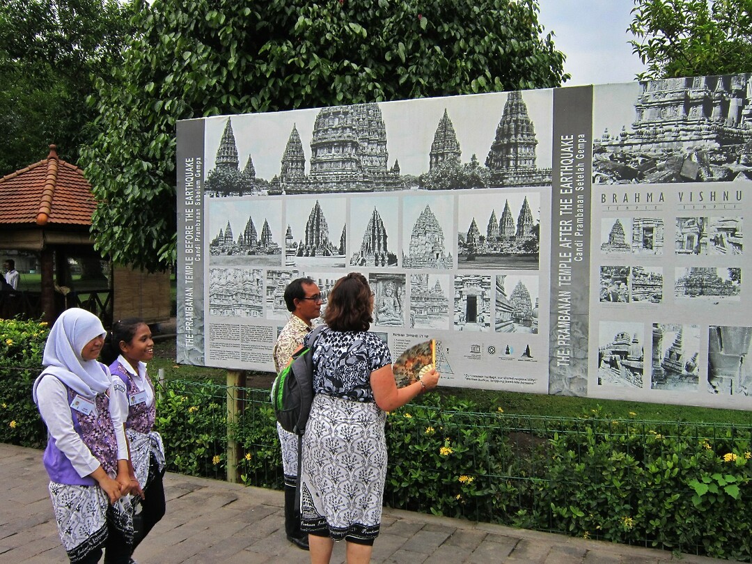 Java 2014 - 09 - Yogyakarta - Prambanan 15