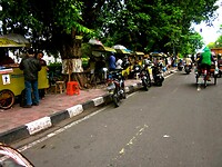 Java 2014 - 11 - Yogyakarta - Vogeltjesmarkt 04