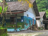 Java 2014 - 14 - Tanen - Pakem Guesthouse Tanen Toertrip 06