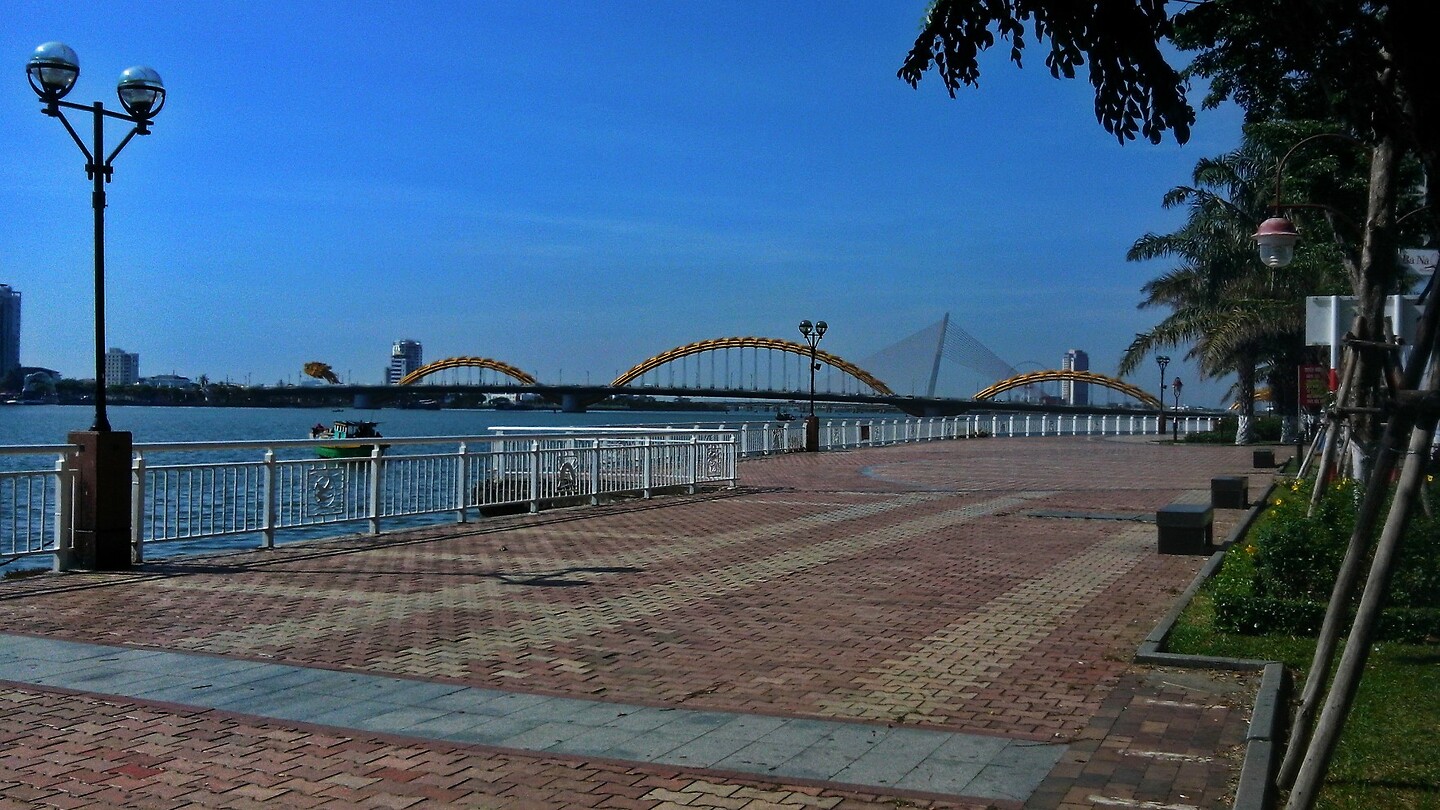 Vietnam 2019 - 03 Da Nang 03 - Drakenbrug Overdag 11