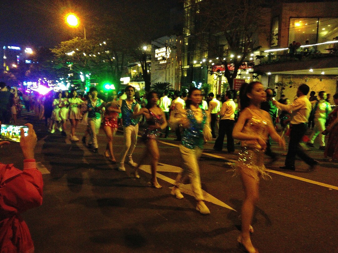 Vietnam 2019 - 03 Da Nang 05 - Dansfeest 11