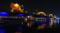 Vietnam 2019 - 03 Da Nang 07 - Drakenbrug Avond 03