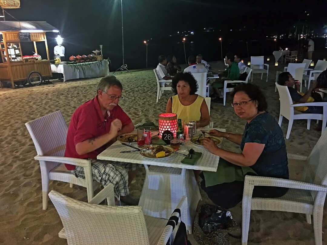 Bali En Lombok 2016 - 06 - Lombok - Hele Week 213 Strand Eten