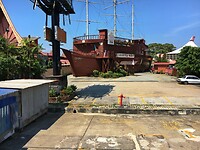Maleisie En Java 2018 12 - Penang - Straat 15 The Ship Batu Ferringhi