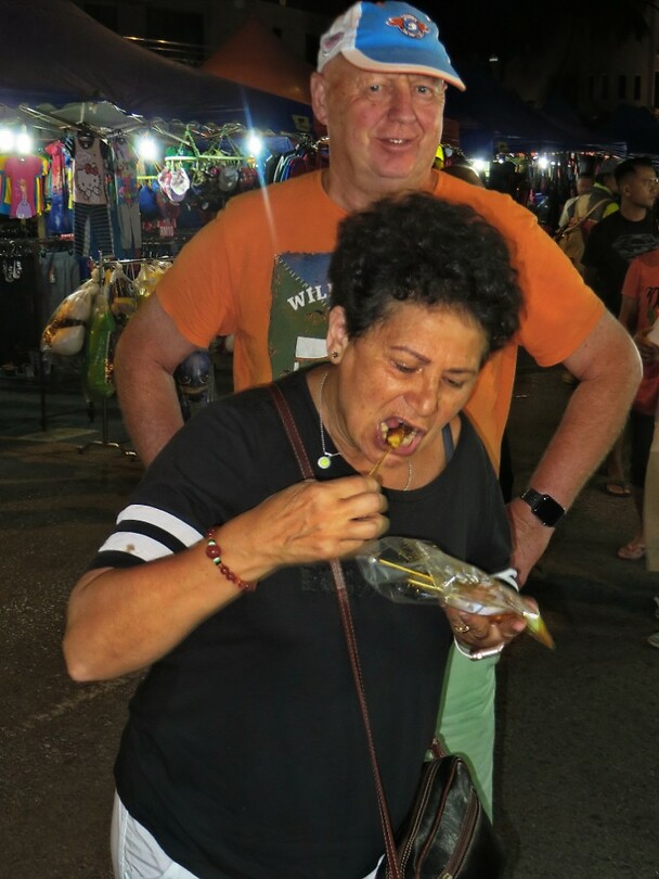 Maleisie En Java 2018 14 - Langkawi - Avondmarkt 01