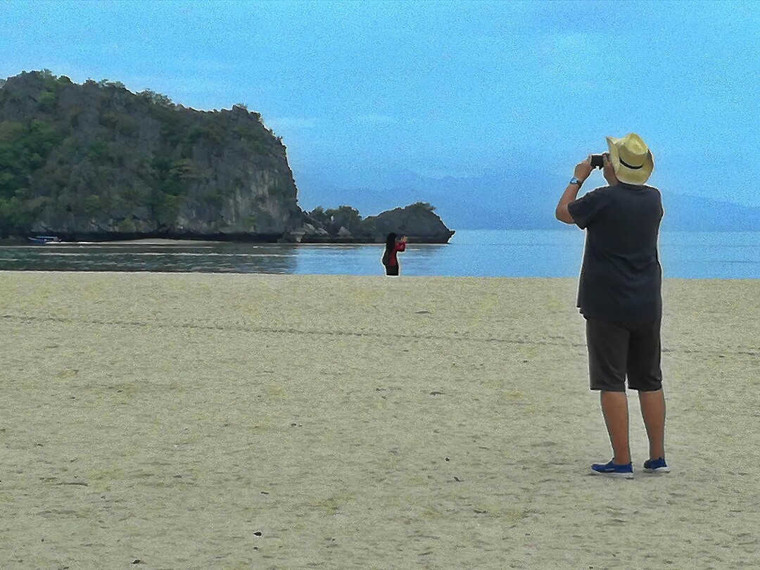 Maleisie En Java 2018 14 - Langkawi - Pantai Cenang Beach 01