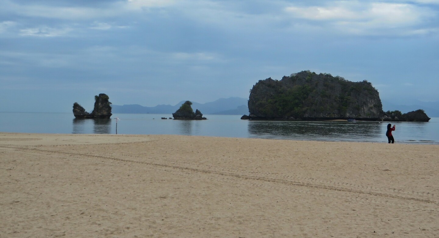 Maleisie En Java 2018 14 - Langkawi - Pantai Cenang Beach 03