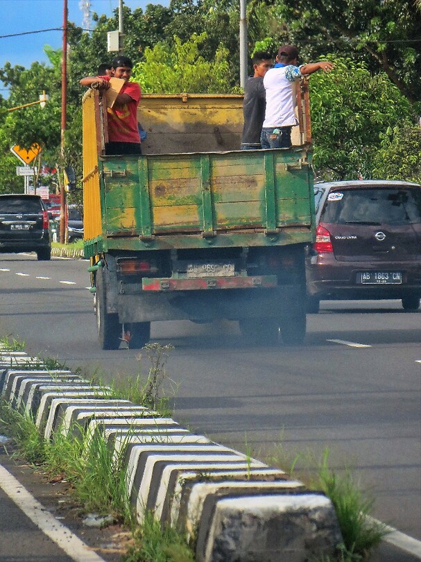 Maleisie En Java 2018 16 - Yogyakarta - Straat 23