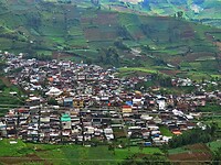 03 - Dieng Plateau - Onderweg 40c