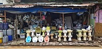 06 - Malang - Rommelmarkt 14 Toiletpotten