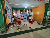 10 - Tour - Pasar Malioboro Louis 8