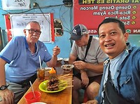 10 - Tour - Pasar Malioboro Louis 9