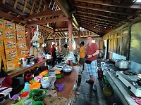 10 - Tour - Restaurant Banyu Bening Ikan Gurame 01a