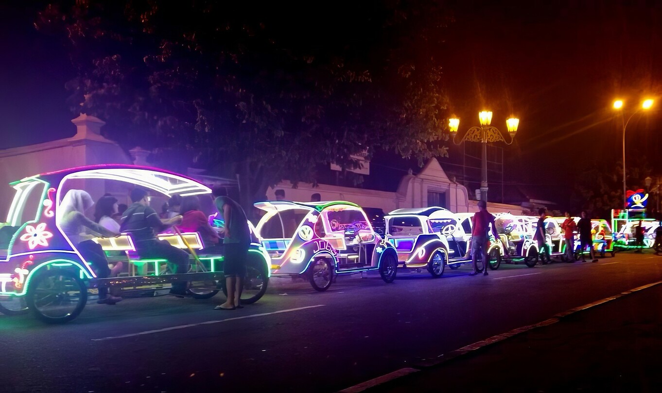 12 - Yogya - Southern City Square Bangang Trees Led Autootjes 15