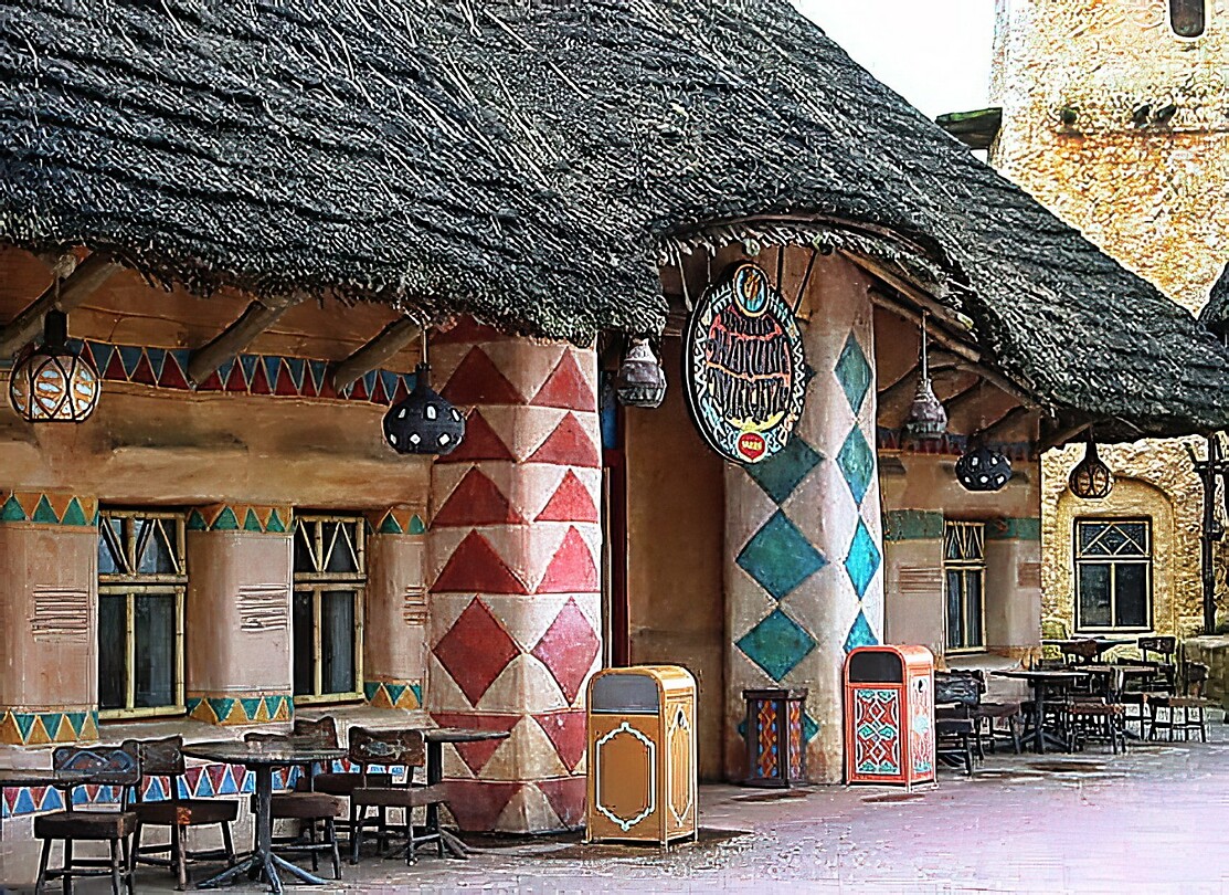 Eurodisney - Adventureland Hama 02 Restaurant Hakuna Matata