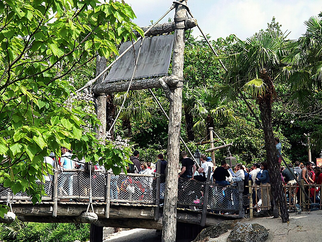 Eurodisney - Adventureland Isle 04 Adventure Isle