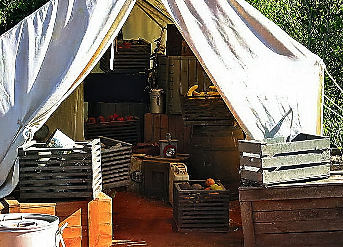 Eurodisney - Adventureland Isle 21