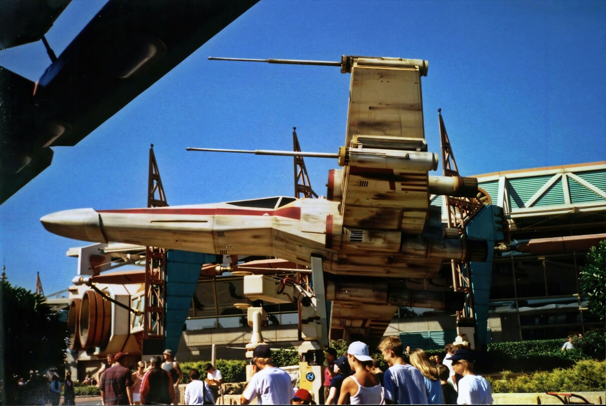 Eurodisney - Discoveryland Diversen 07 Star Tours Het Avontuur Gaat Verder
