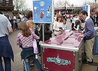 Eurodisney - Fantasyland Diversen 25 Ijskraam