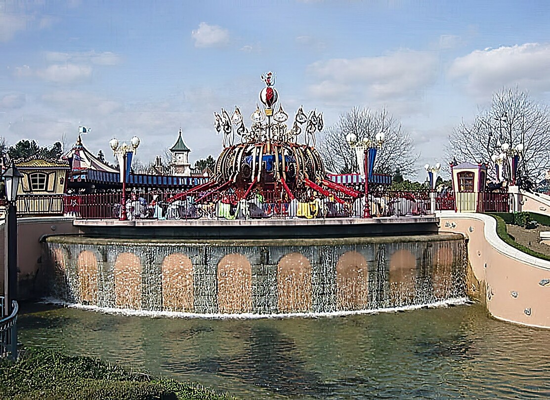 Eurodisney - Fantasyland Dum 05 Dumbo The Flying Elephant