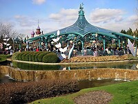Eurodisney - Fantasyland Dum 06 Mad Hatter's Tea Cups