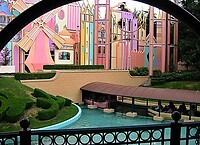 Eurodisney - Fantasyland It's A Small World 08