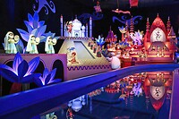 Eurodisney - Fantasyland It's A Small World 31