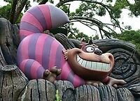 Eurodisney - Fantasyland Labyrinth 07 Alice's Curious Labyrinth