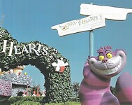 Eurodisney - Fantasyland Labyrinth 09 Alice's Curious Labyrinth