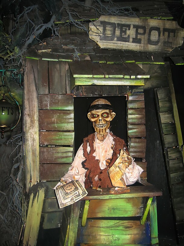 Eurodisney - Frontierland 50 Phantom Manor