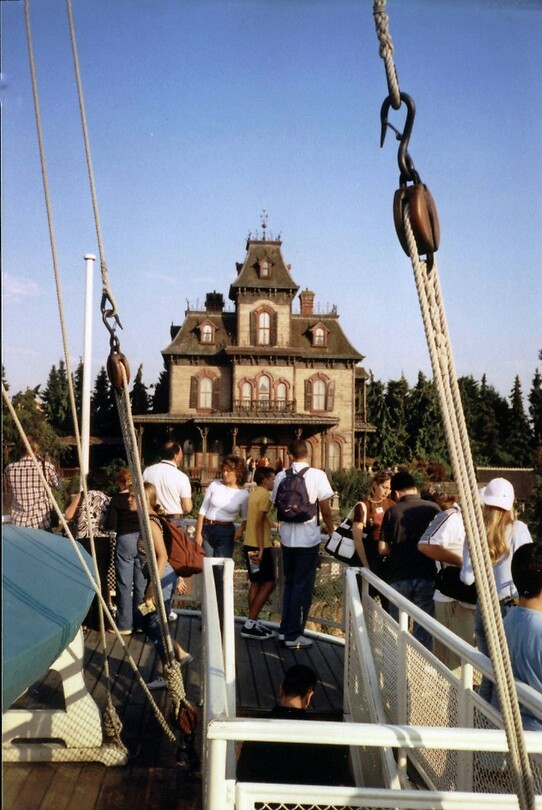 Eurodisney - Frontierland 50a Phantom Manor