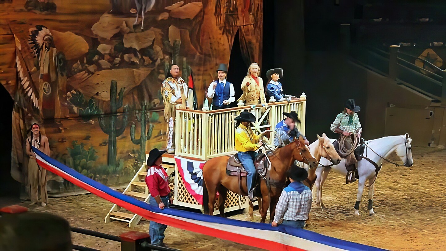 Eurodisney - Frontierland Wild Bill 14