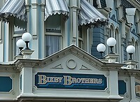 Eurodisney - Main Street 30 Bixby Brothers