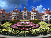 Eurodisney - Main Street 60 Disneyland Hotel