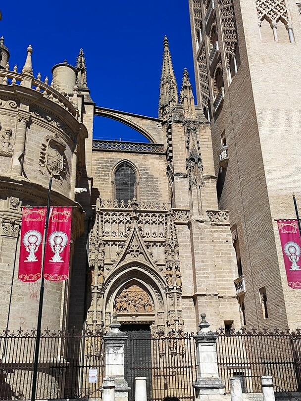 04 Kathedraal Van Sevilla 01