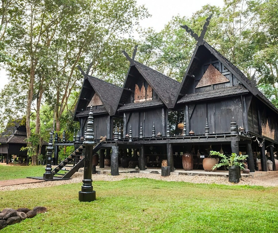 Thailand & Cambodja 2020 - Dag 04-Chiang Rai - 02 - Dark House 42
