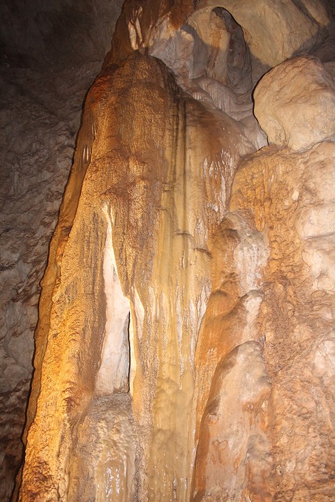 Capricorn Caves
