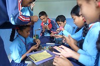 Loombandjes maken met Grade 6